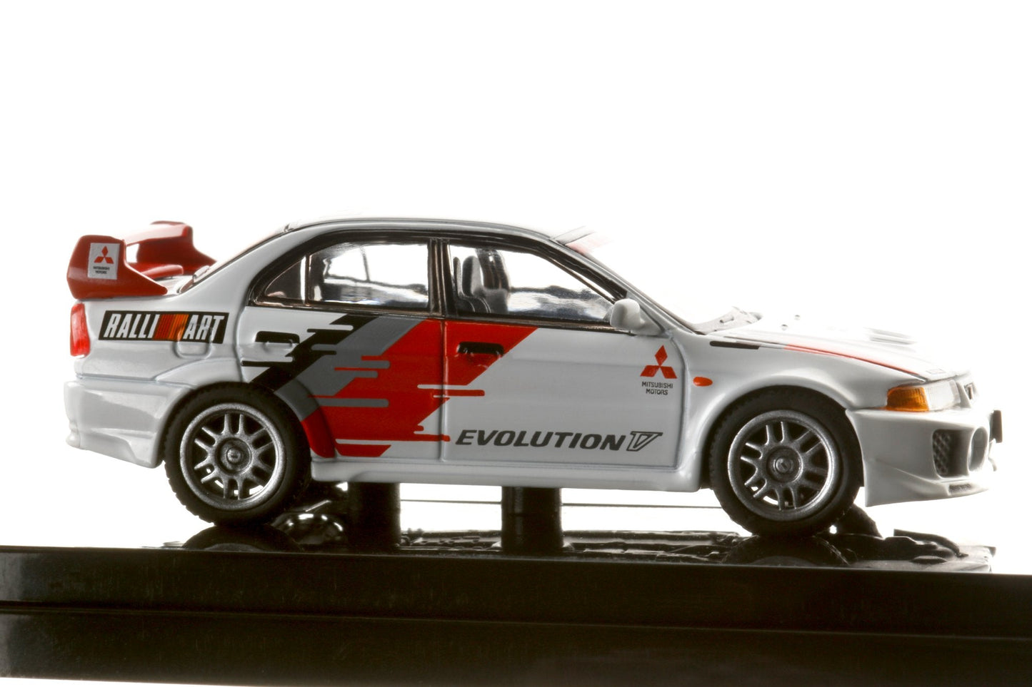 Hobby Japan 1/64 MITSUBISHI LANCER GSR EVOLUTION 5 (CP9A) 1998