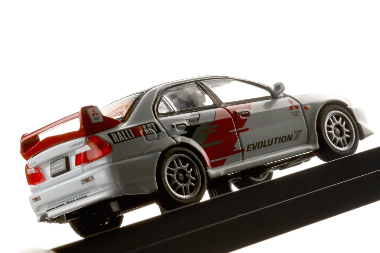 Hobby Japan 1/64 MITSUBISHI LANCER GSR EVOLUTION 5 (CP9A) 1998