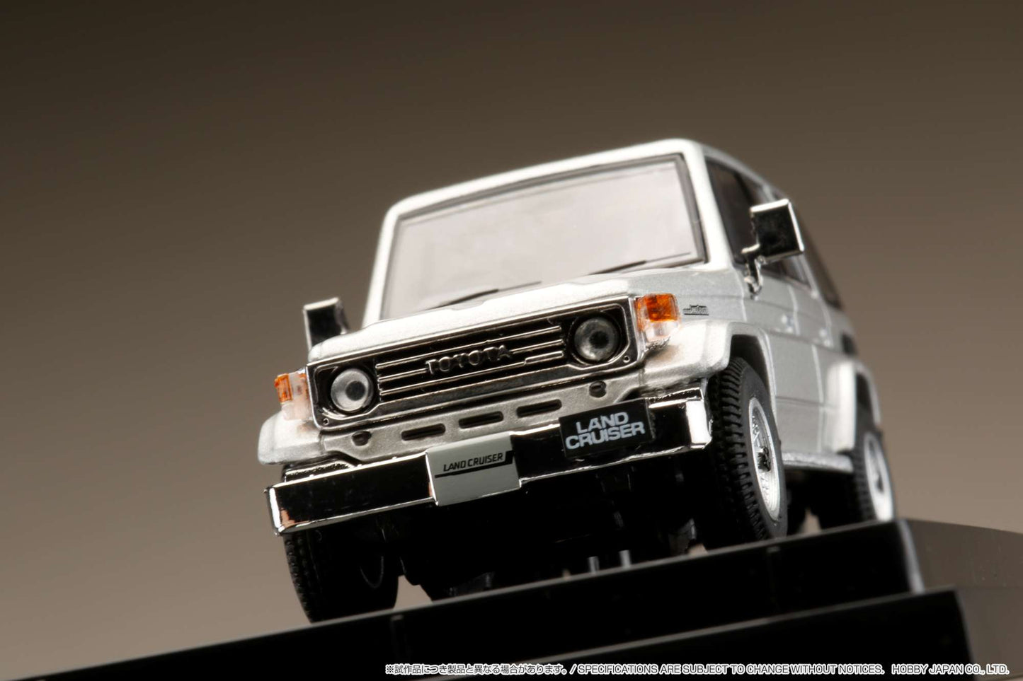 HJ 1/64 Toyota LANDCRUISER 70 ZX 4DOOR ‘1994 BLUISH SILVER METALLIC
