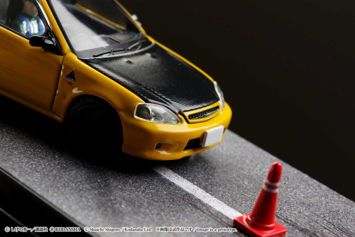 Hobby Japan 1/64 Honda CIVIC (EK9) Todo-Juku / Tomoyuki Tachi (INITIAL D: Diorama Set with Driver Figure)