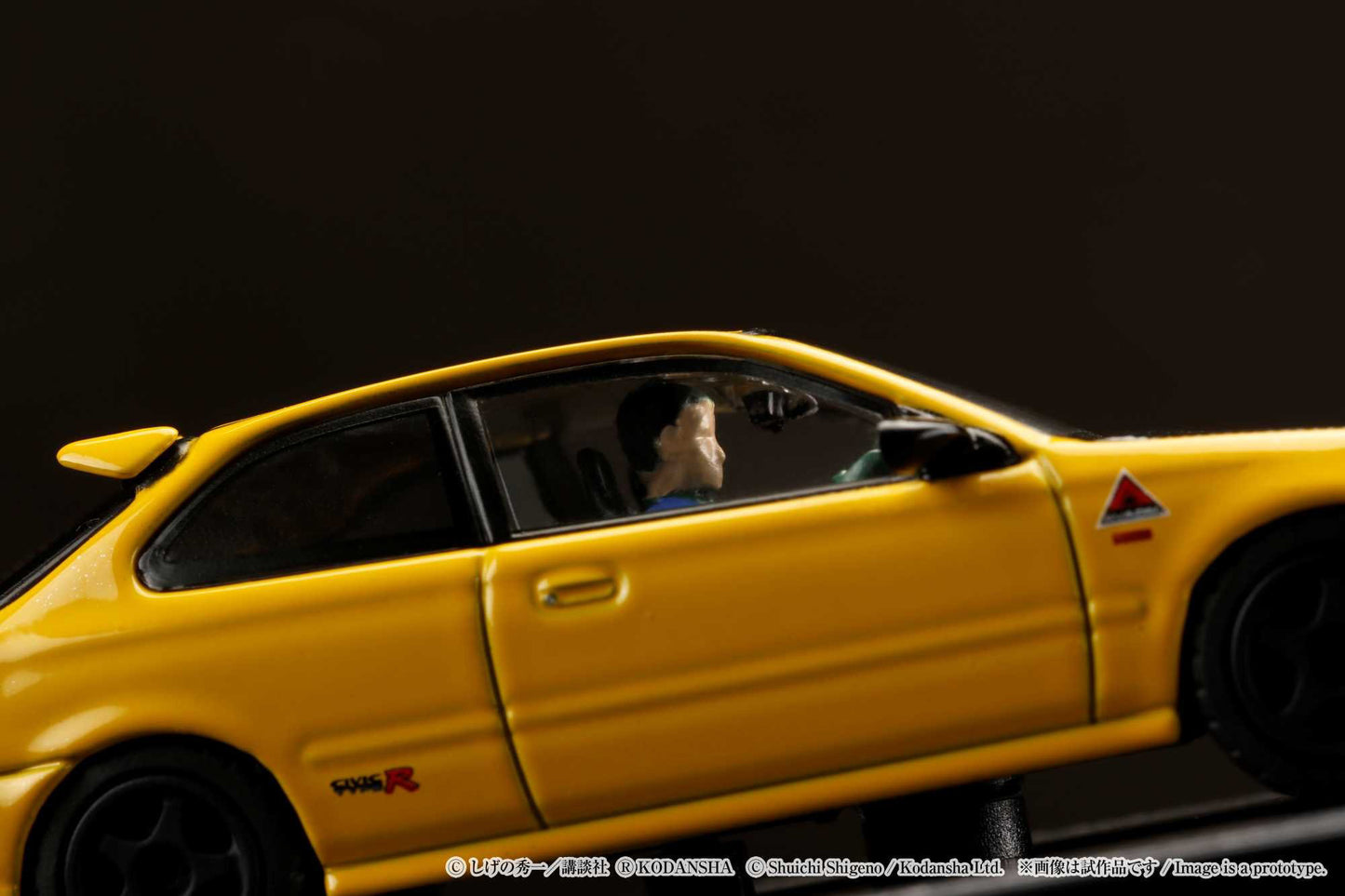 Hobby Japan 1/64 Honda CIVIC (EK9) Todo-Juku / Tomoyuki Tachi (INITIAL D: Diorama Set with Driver Figure)