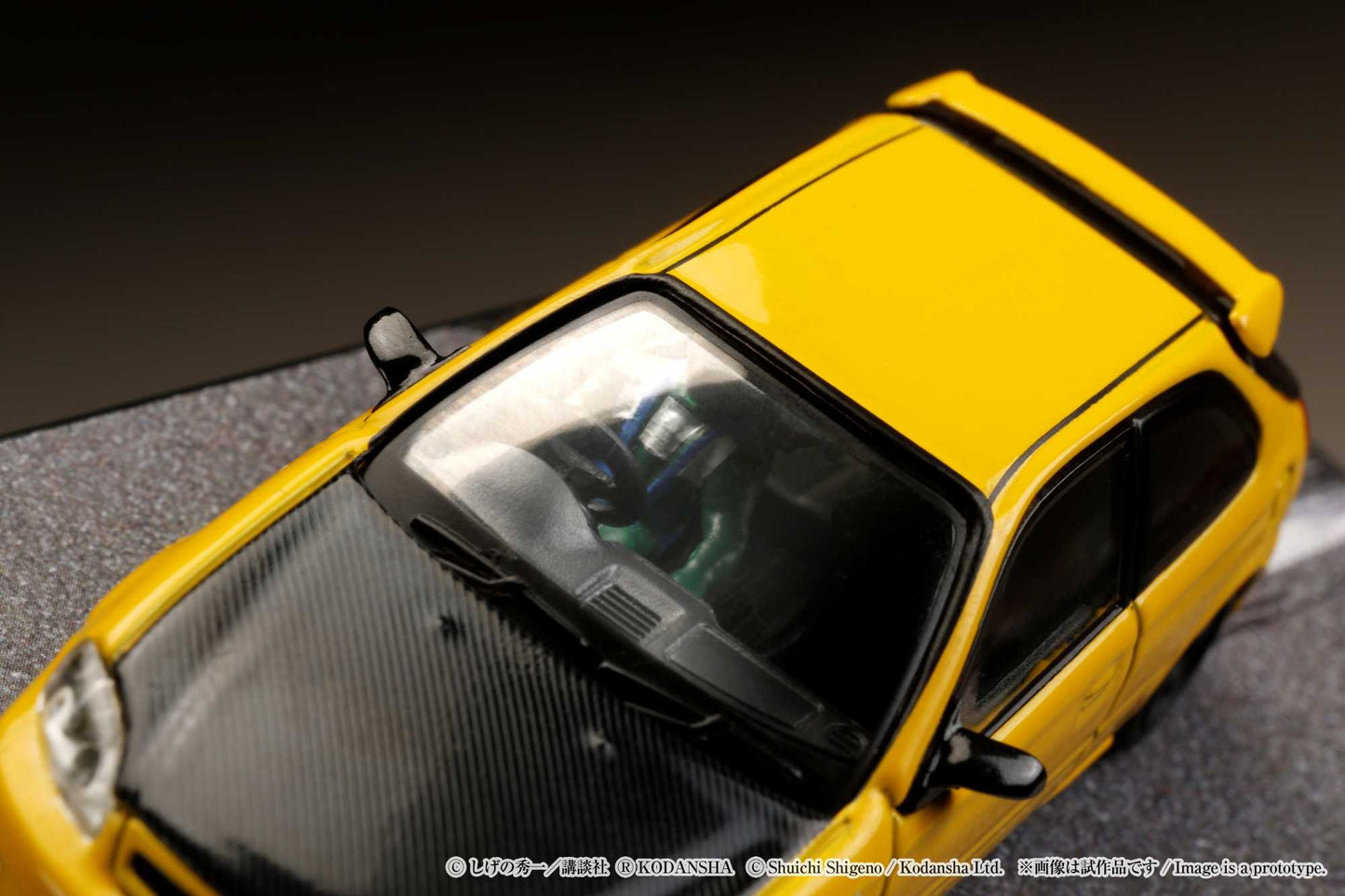 Hobby Japan 1/64 Honda CIVIC (EK9) Todo-Juku / Tomoyuki Tachi (INITIAL D: Diorama Set with Driver Figure)