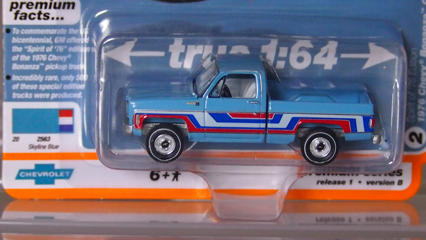Auto World 1:64 Premium Chevy Bonanza Truck Bicenntenial Edition '76