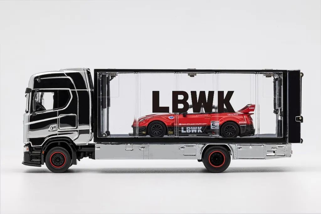 GCD 1/64 S730 Enclosed Double Deck Gull Wing Tow Truck - Chrome