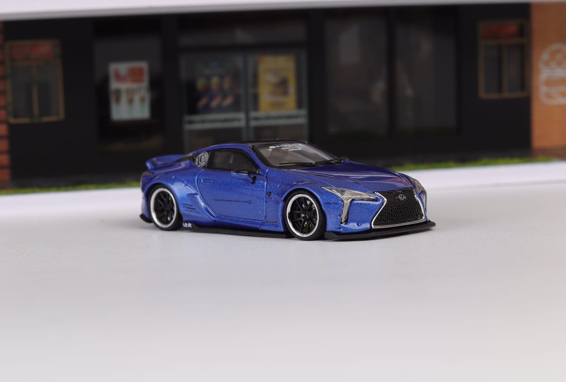 Master 1/64 LC500 LB refit blue