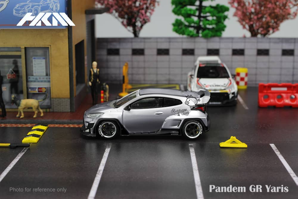 HKM 1/64 GR Yaris Pandem Rocket Bunny
