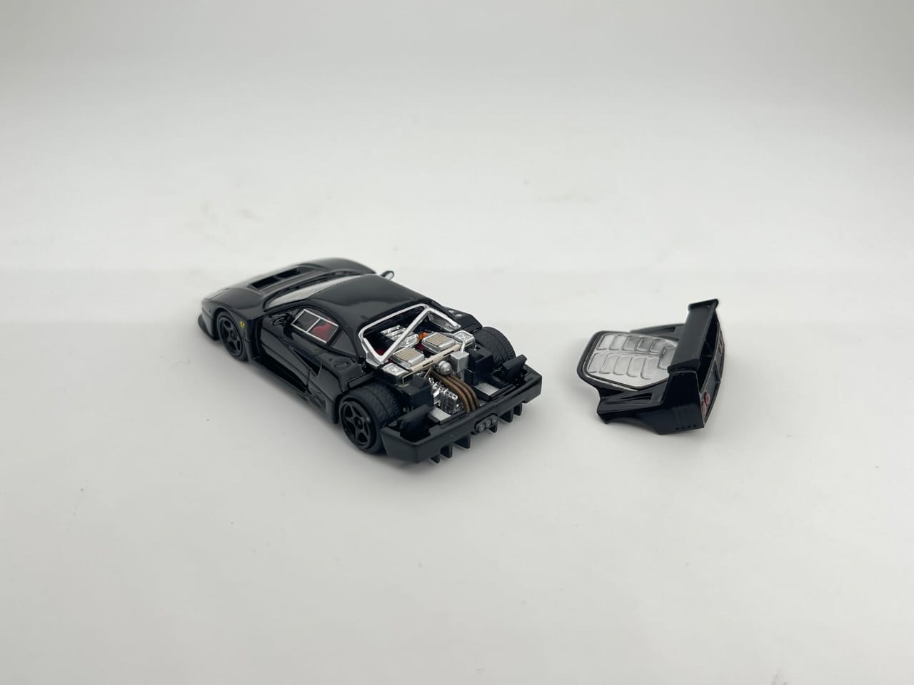 Stance Hunter 1/64 F40 LM (Openable tail-hood,Visible engine)