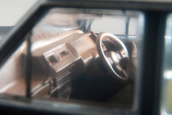 Tomytec 1:64 LV-N109d Nissan Safari Extra Van DX Silver/Stripe