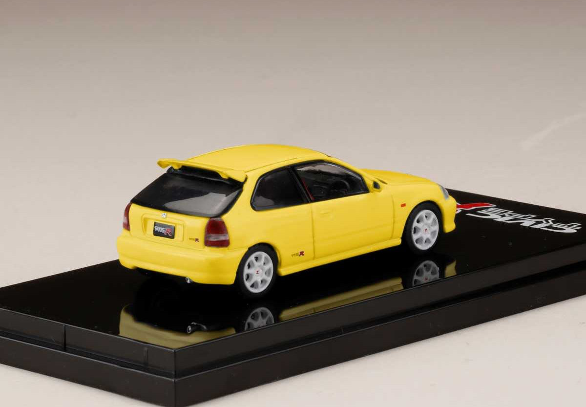 Hobby Japan 1/64 Honda CIVIC TYPE R (EK9)
w/ engine display model