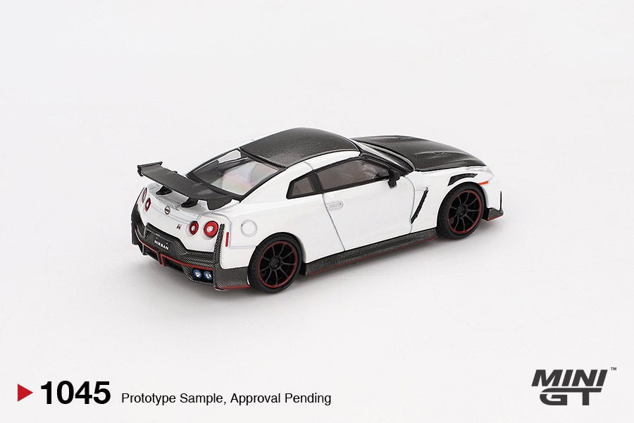[ETA:  Nov 2025 ] Mini GT 1/64 Nissan GT-R Nismo 2024 Brilliant White Pearl