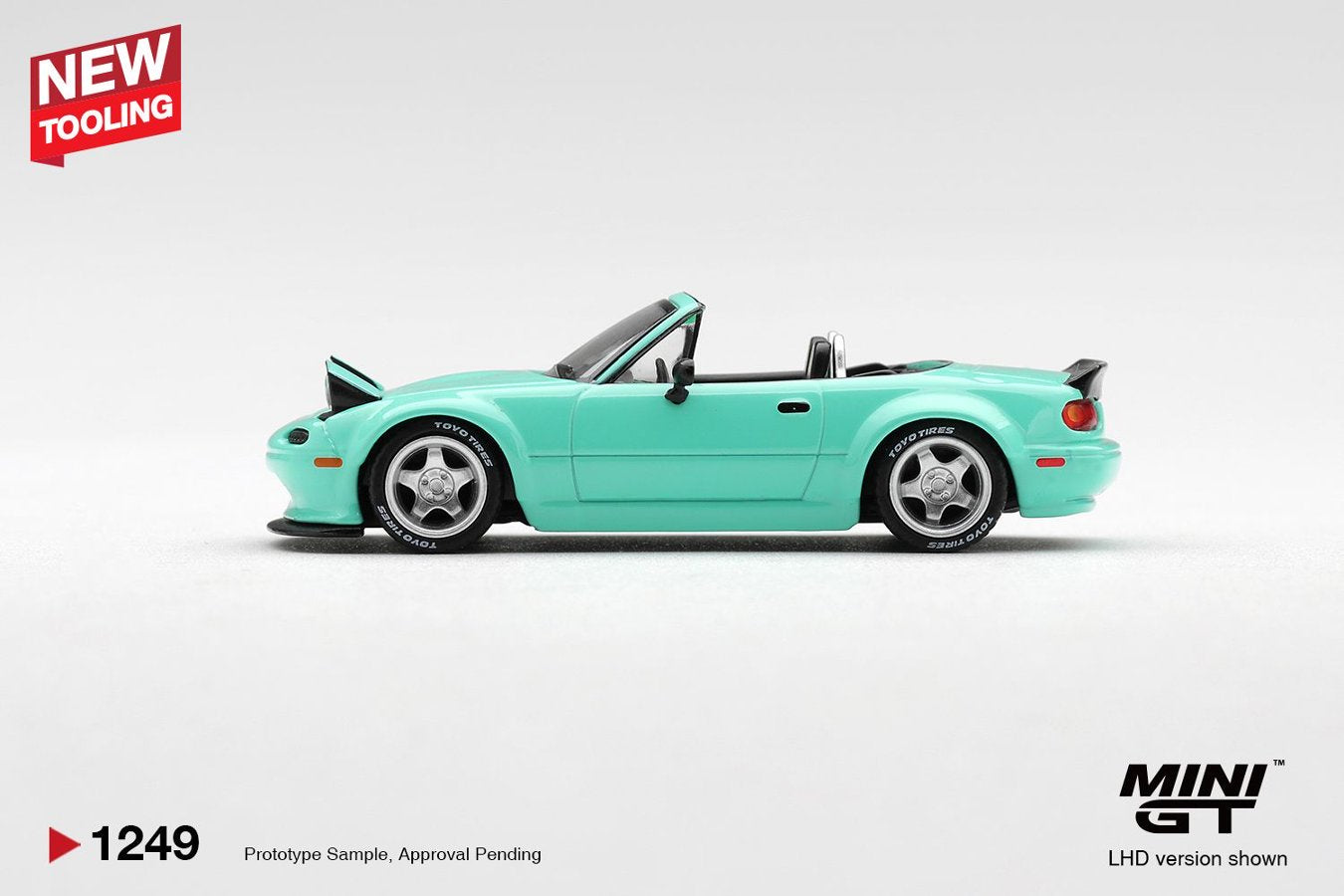 [ETA:  Jan 2027 ] Mini GT 1/64 Mazda MX-5 (NA) Pandem Mint Green