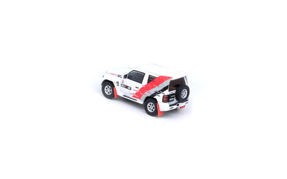 Inno64 1/64 MITSUBISHI PAJERO EVOLUTION "RALLIART" White