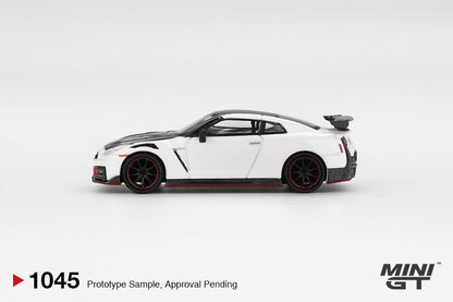 [ETA:  Nov 2025 ] Mini GT 1/64 Nissan GT-R Nismo 2024 Brilliant White Pearl
