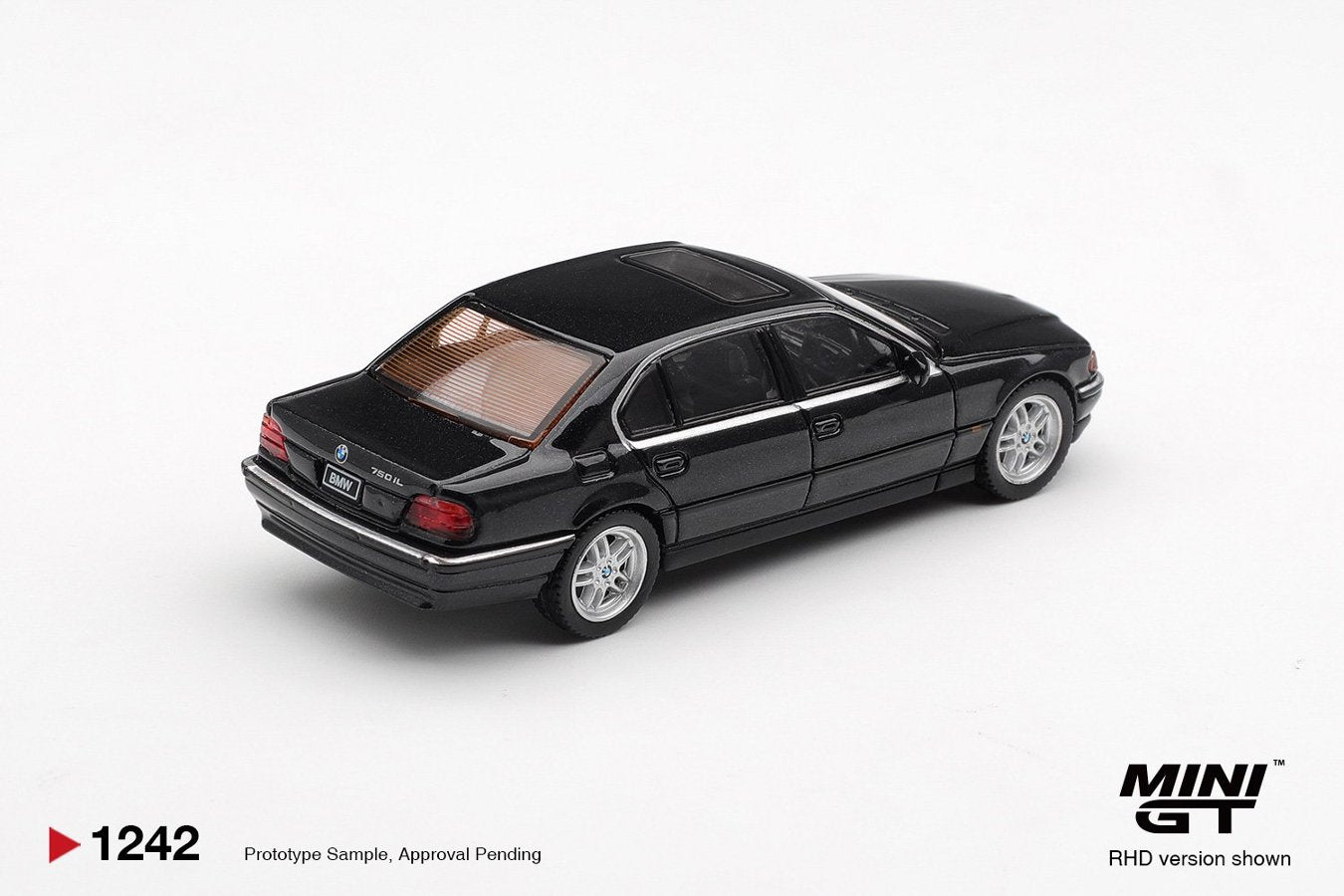 [ETA:  Dec 2026 ] Mini GT 1/64 BMW 750IL Black Sapphire