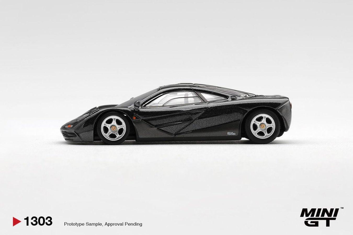 [ETA:  Jan 2027 ] Mini GT 1/64 McLaren F1 Blue Black Metallic