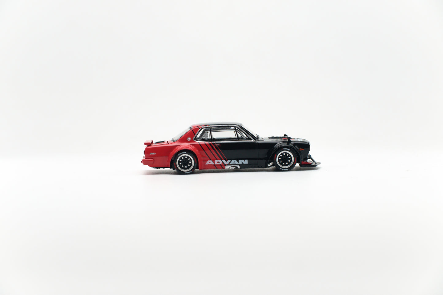 [ETA:  Jan 2025 ] Pop Race 1/64 SKYLINE GT-R V8 DRIFT (HAKOSUKA) ADVAN