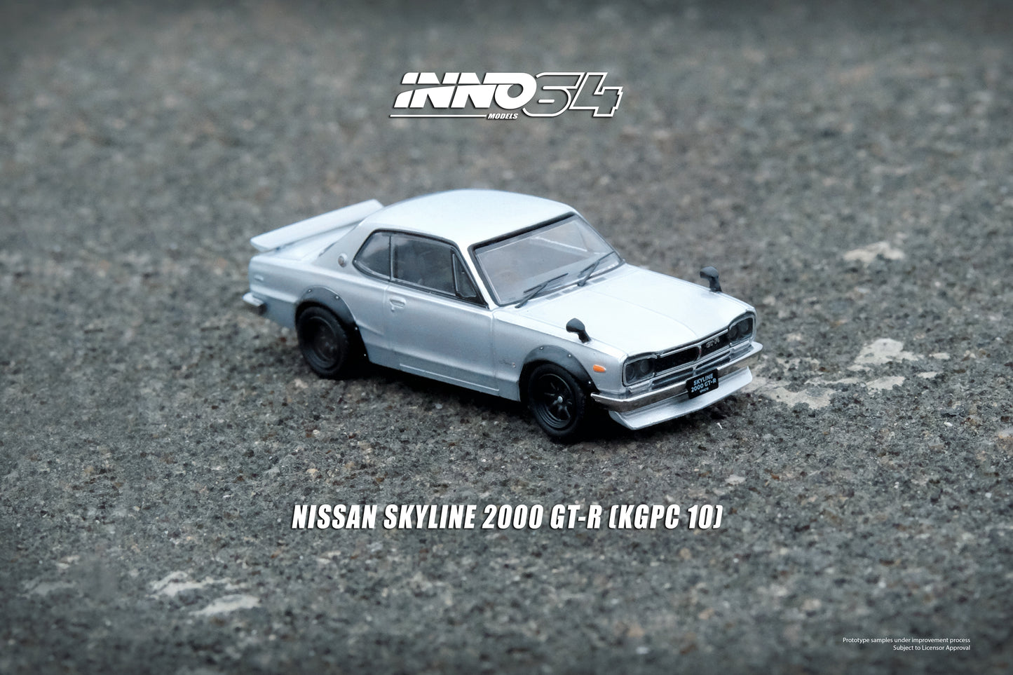 Inno64 1/64 NISSAN SKYLINE 2000 GT-R (KPGC10) Silver