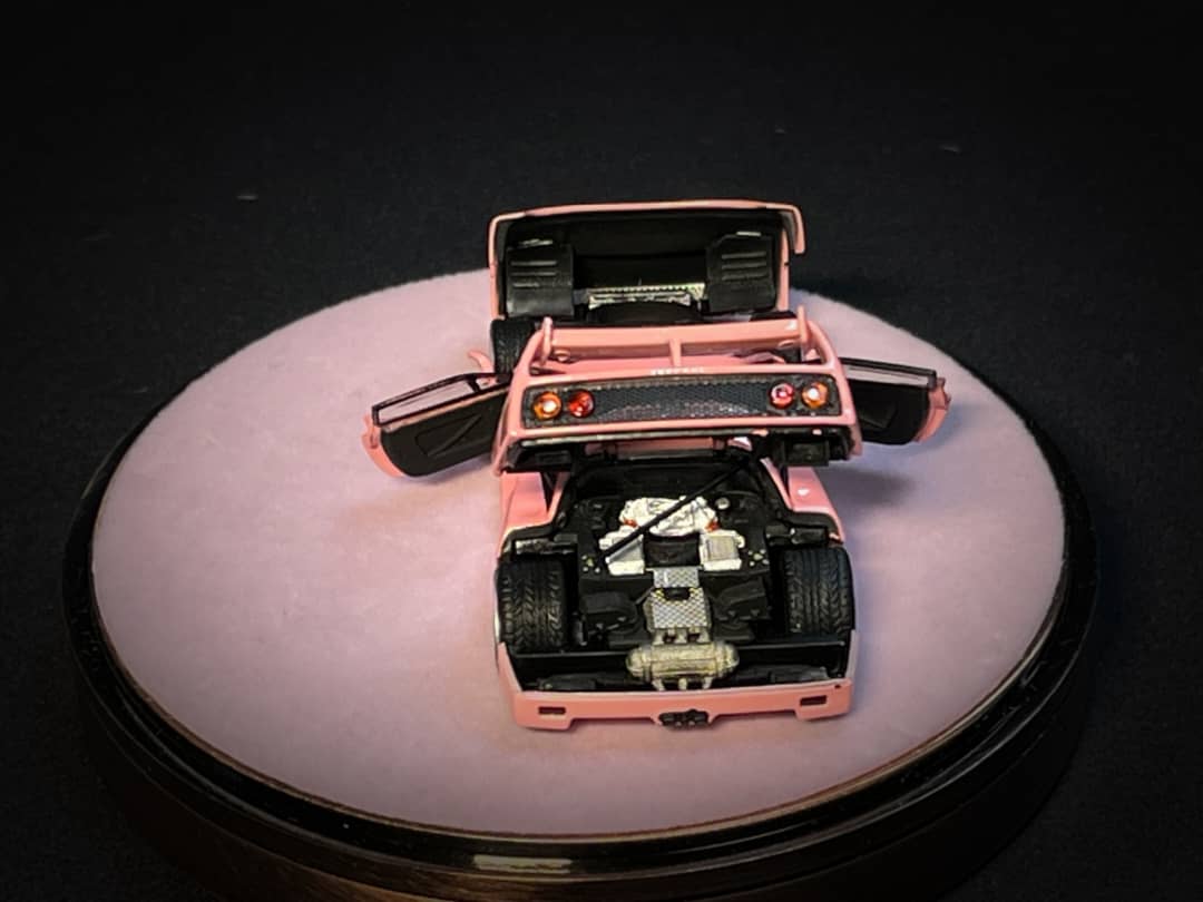 PGM 1/64 F40 LM Pink