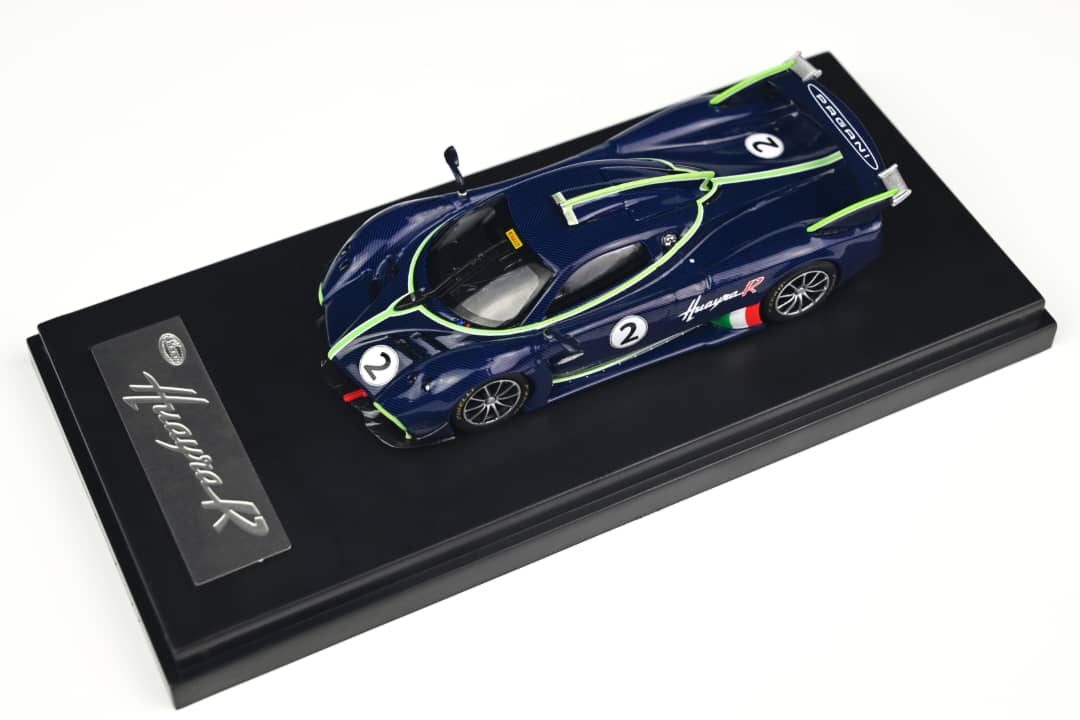 LCD 1/64 Pagani Huayra R Dark Blue Carbon 2#