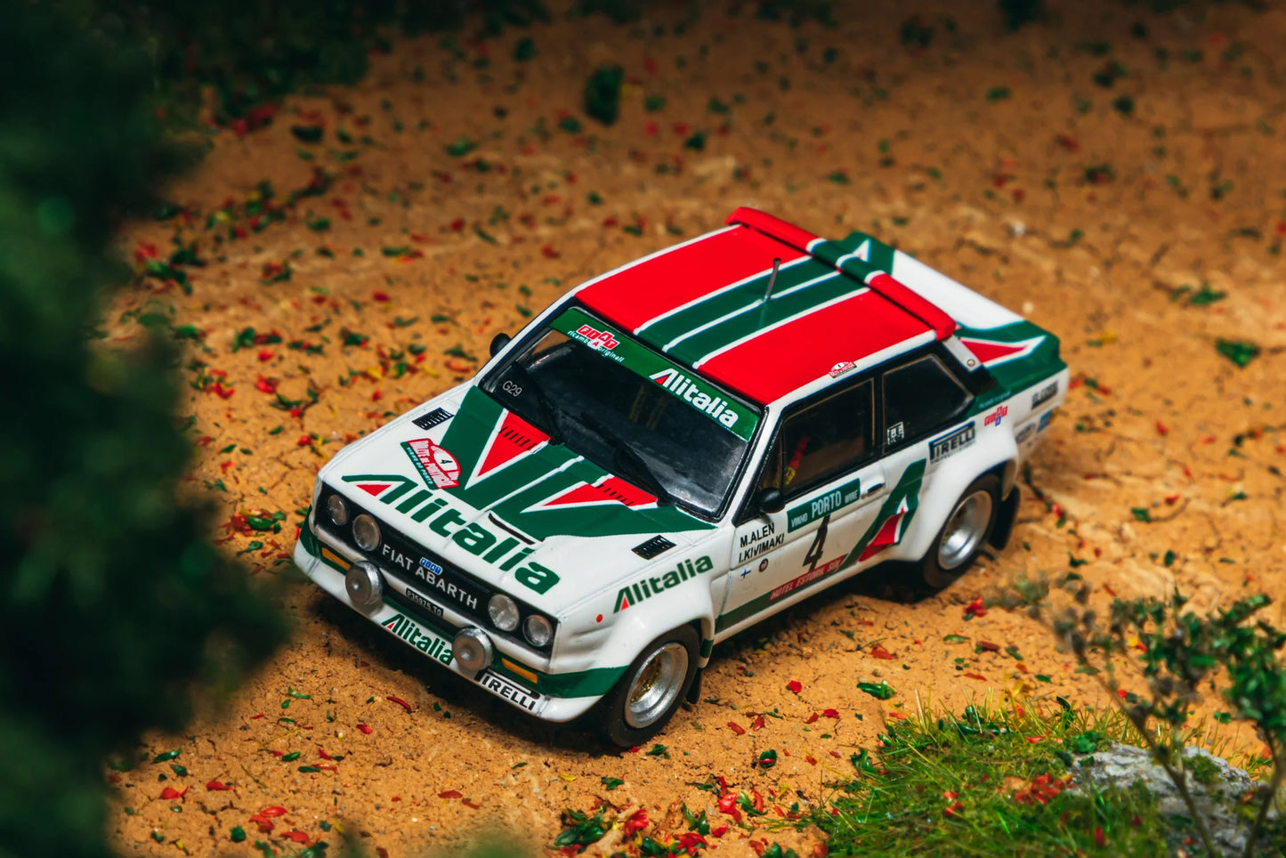 Tarmac Works 1/64 FIAT 131 ABARTH Rally Rallye de Portugal - Vinho do Porto