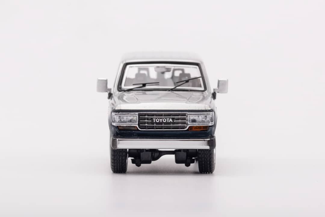 GCD 1/64 Toyota Land Cruiser LC60 (J60) - Silver Blue