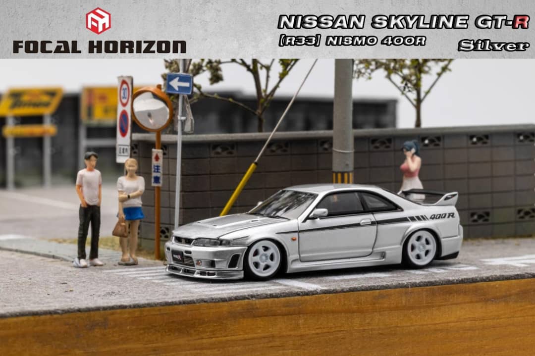 Focal Horizon 1/64 Skyline R33 GT-R, Nismo 400R Silver
(Open-Hood, Visible Engine)