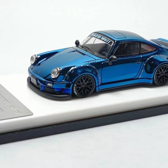 Model Collect 1/64 RWB930 GT Wing - Chrome Blue