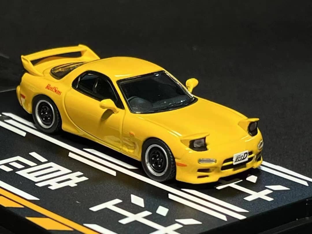 Modeler's] Initial D Keisuke Takahashi RX-7 (FD3S) & Wataru Akiyama Levin  (AE86)