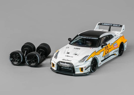 CM Model 1/64 Nissan LBWK GT-R R35, Super Silhouette 35GT-RR 3.0 White Flash 23#