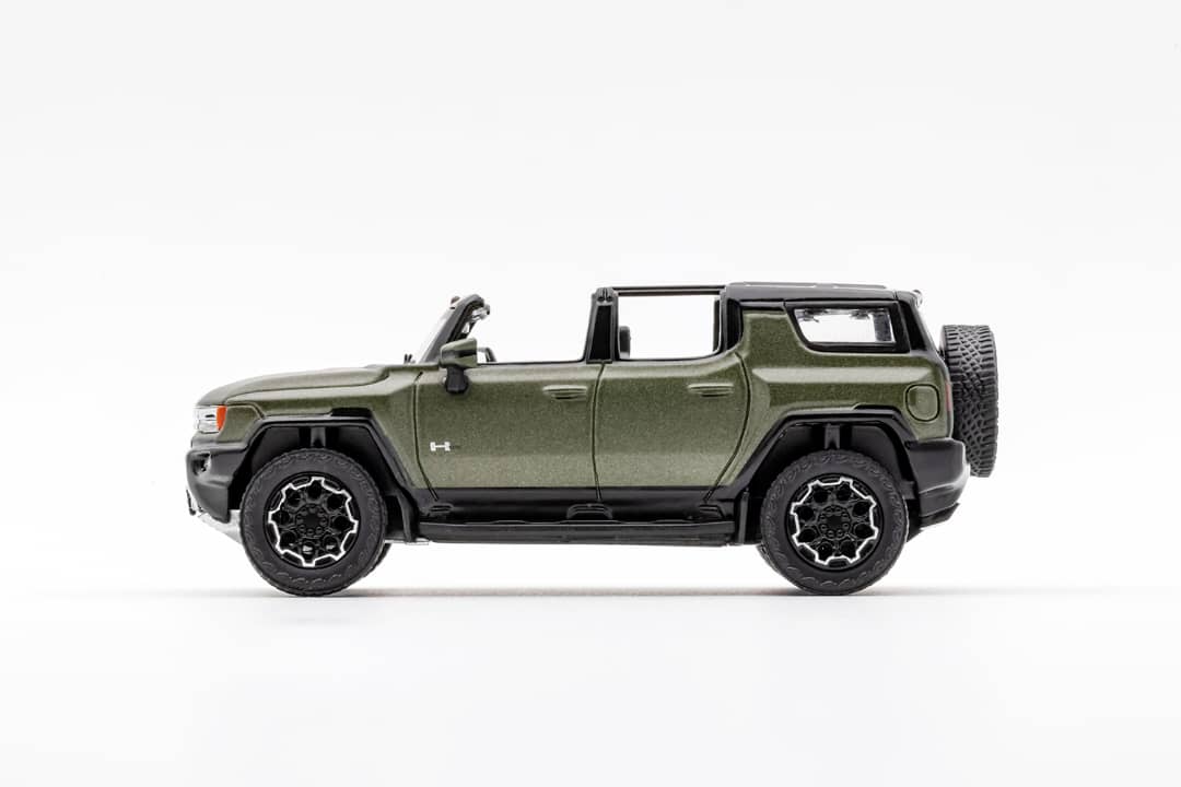 GCD 1/64 Hummer EV SUV  Version