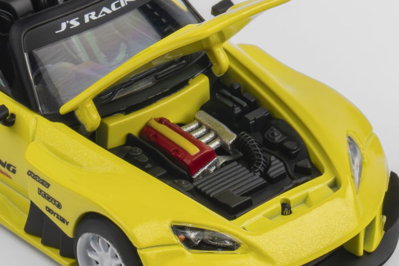 MicroTurbo 1/64 S2000 AP1 J's Racing Modified Metallic Yellow (Open-Hood丨Detachable Engine丨Magnet Spoiler)