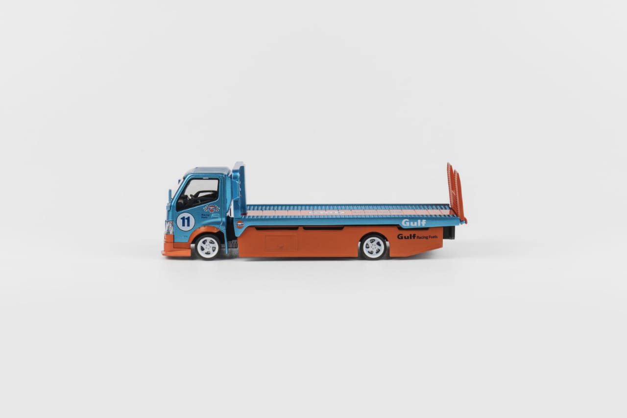 MicroTurbo 1/64 300 Series II - Custom Tow Truck Gulf Livery