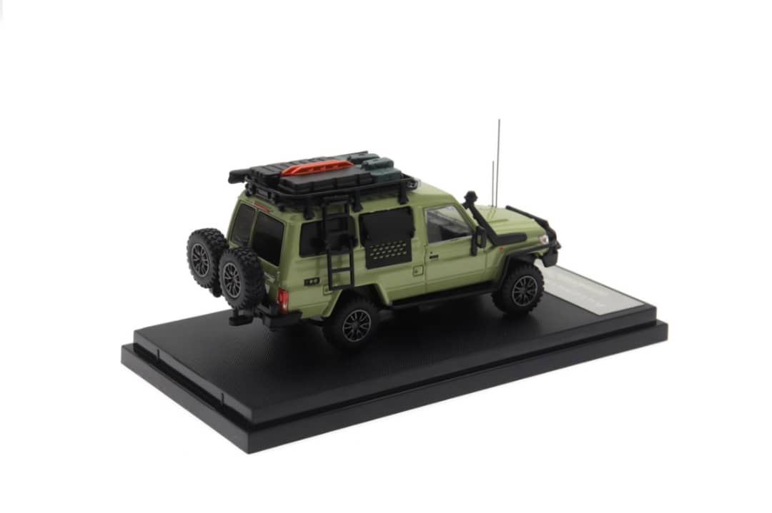 Autobots Models 1/64 Land Cruiser LC78 Off-Load Modified