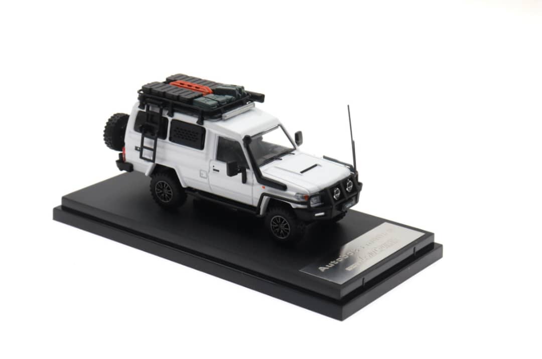 Autobots Models 1/64 Land Cruiser LC78 Off-Load Modified