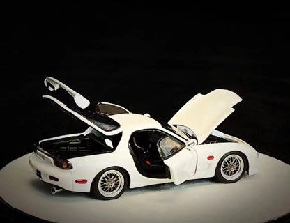 PGM 1/64 RX-7 FD3S White