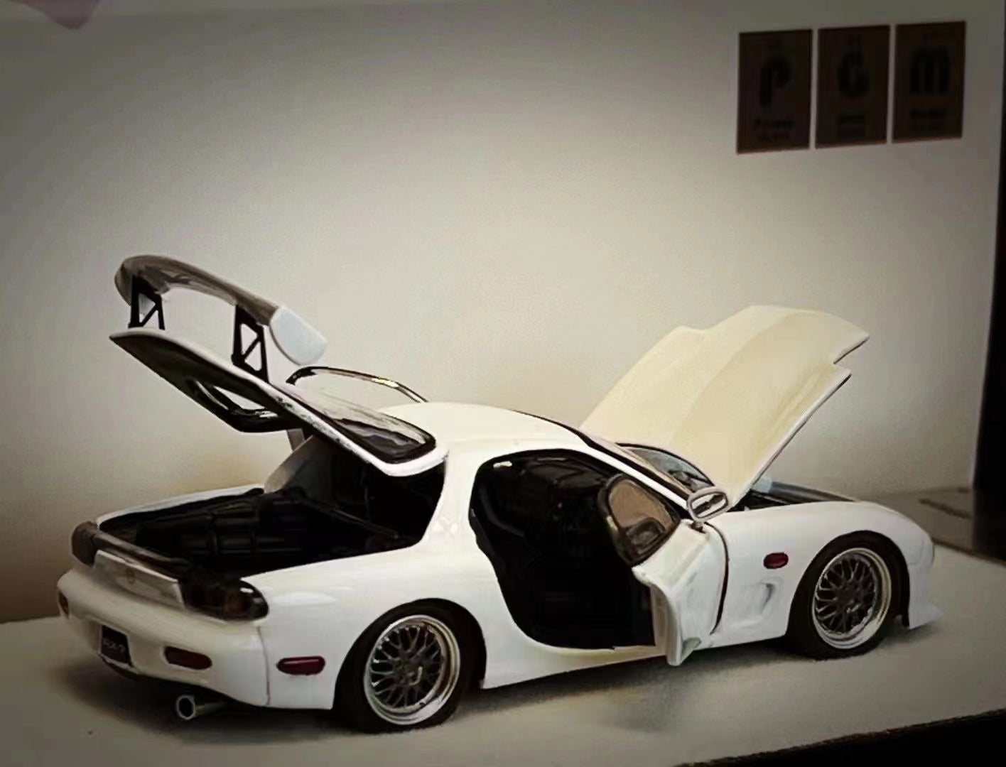 PGM 1/64 RX-7 FD3S White