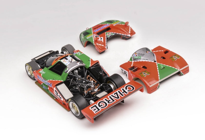 Motorhelix 1/64 Mazda 787B Renown