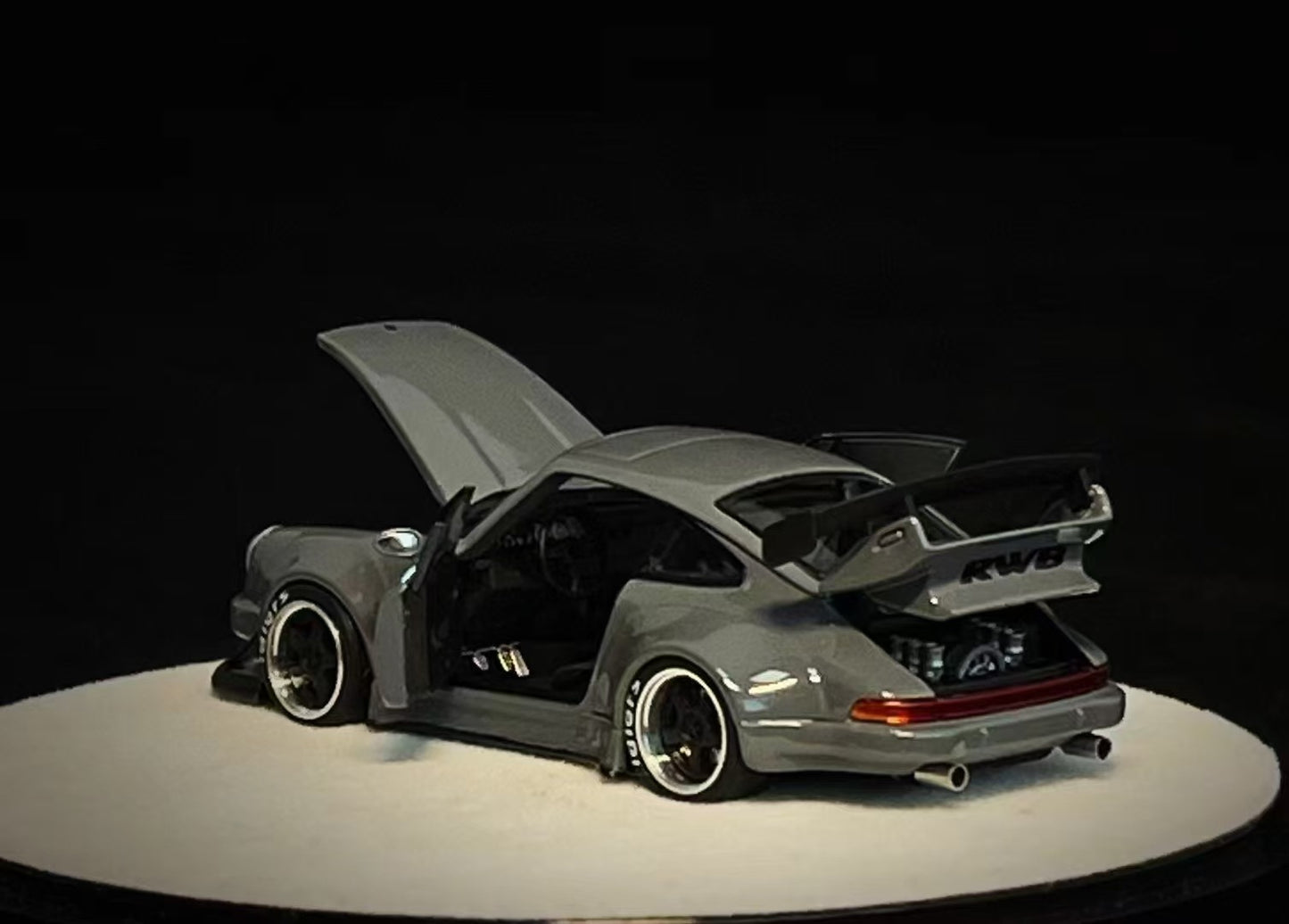 PGM 1/64 RWB930 GT-Wing Cement Grey