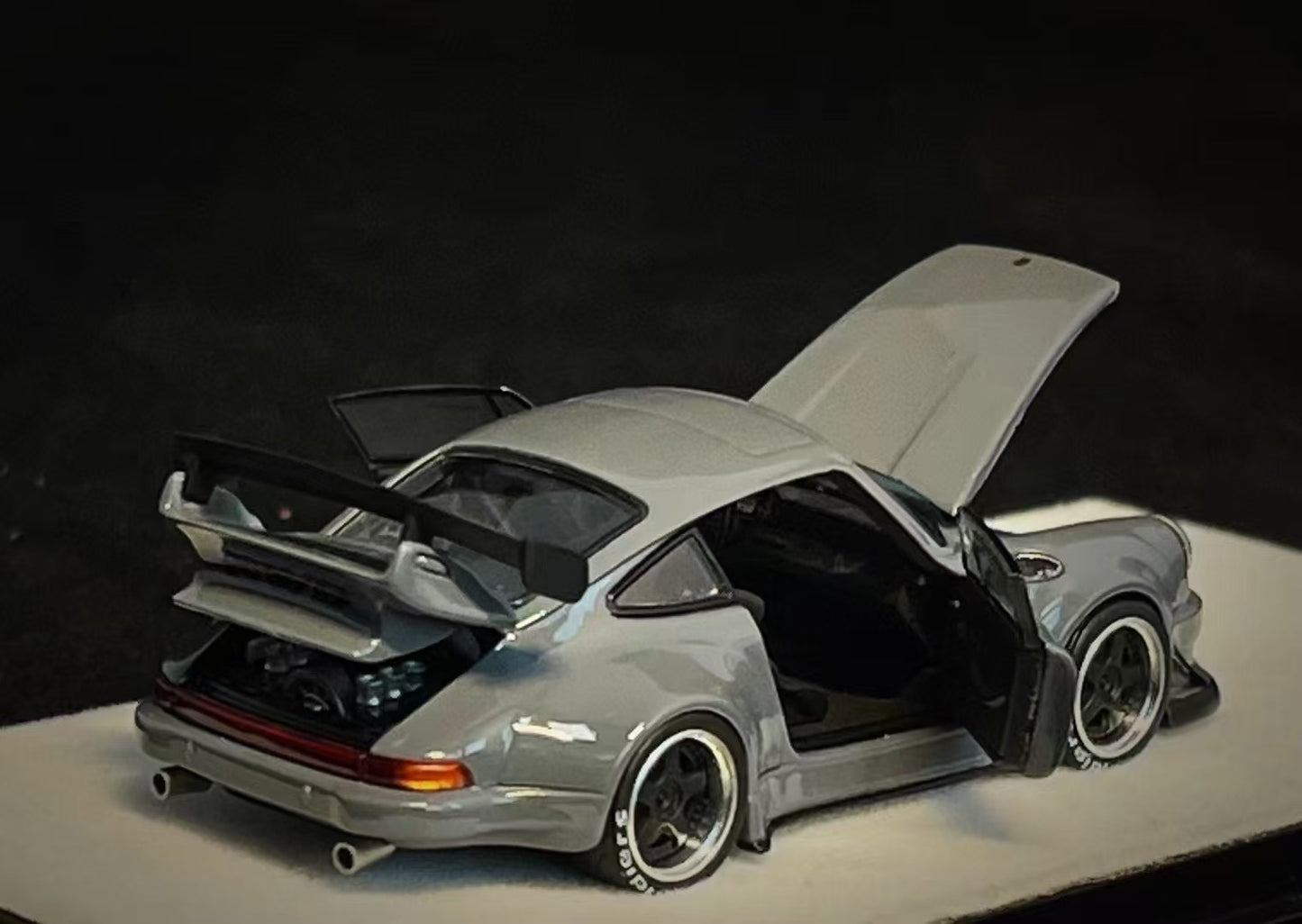 PGM 1/64 RWB930 GT-Wing Cement Grey