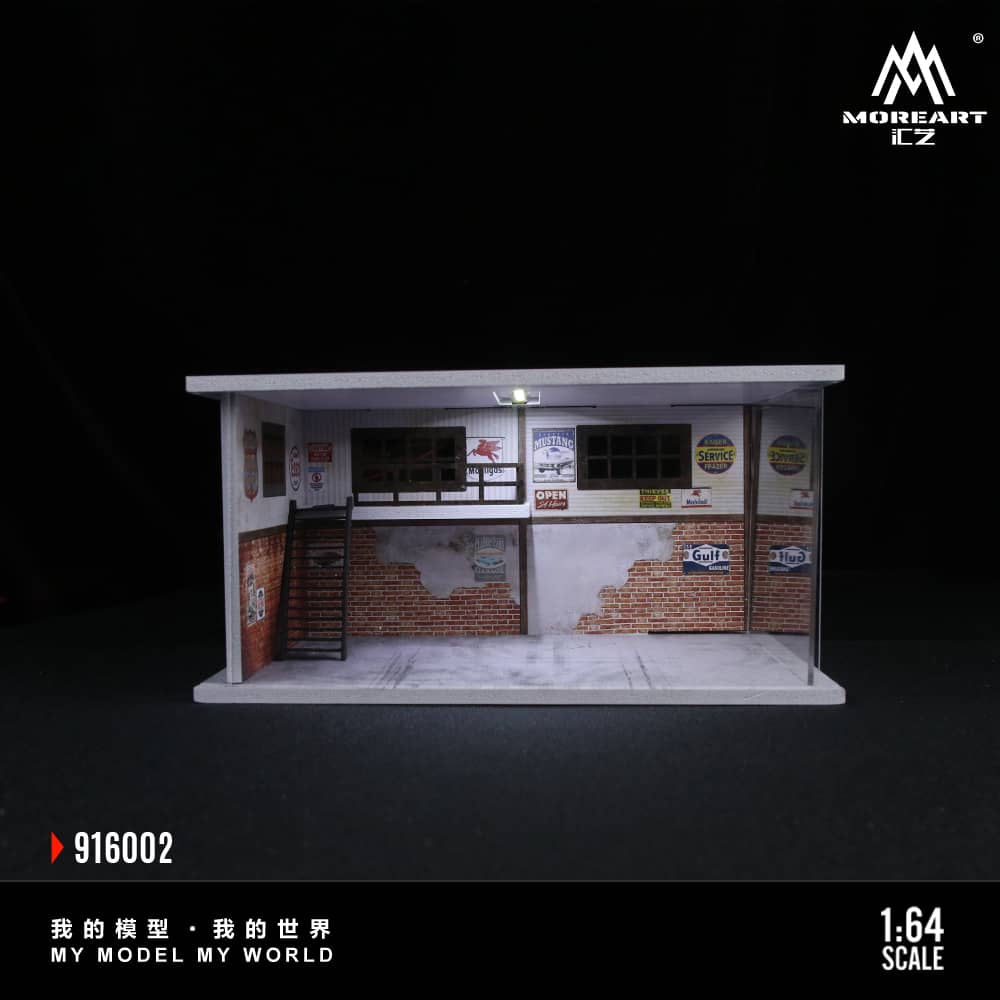 MoreArt 1/64 Warehouse Scene Size: 20 x 15 x 10cm – Black Ice Diecast