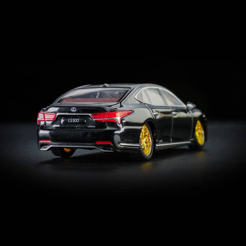 ETA: Aug 2025 ] Enchery 1/64 Lexus LS500h HellaFlush Lowride
