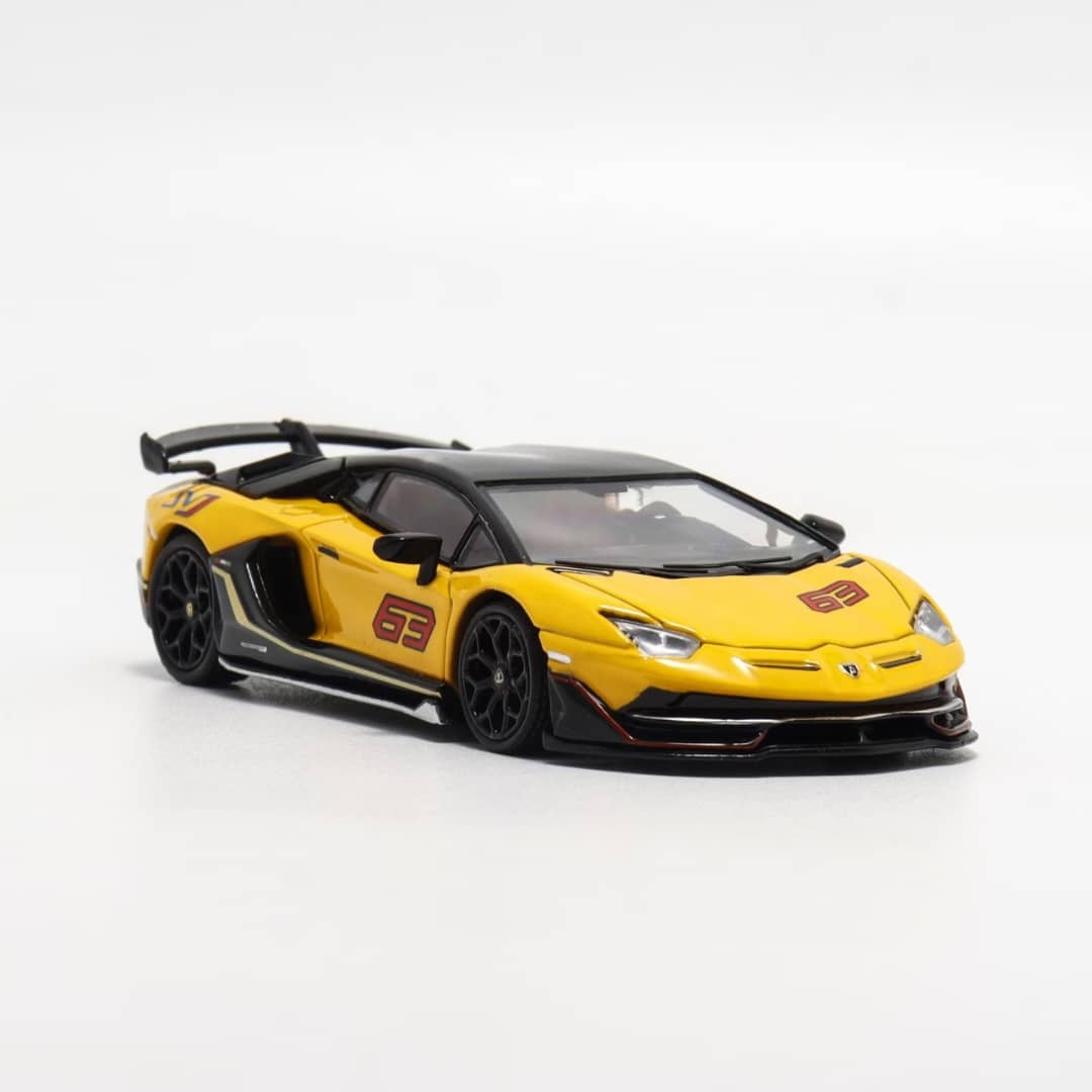 [ETA:  Nov 2025 ] MaxWell x Rhino Model 1/64 Aventador LP770-4 SVJ 63 Yellow