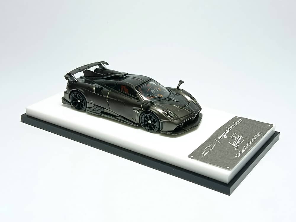 [ETA:  Nov 2025 ] Model Collect 1/64 Imola - Pearl Grey with Carbon