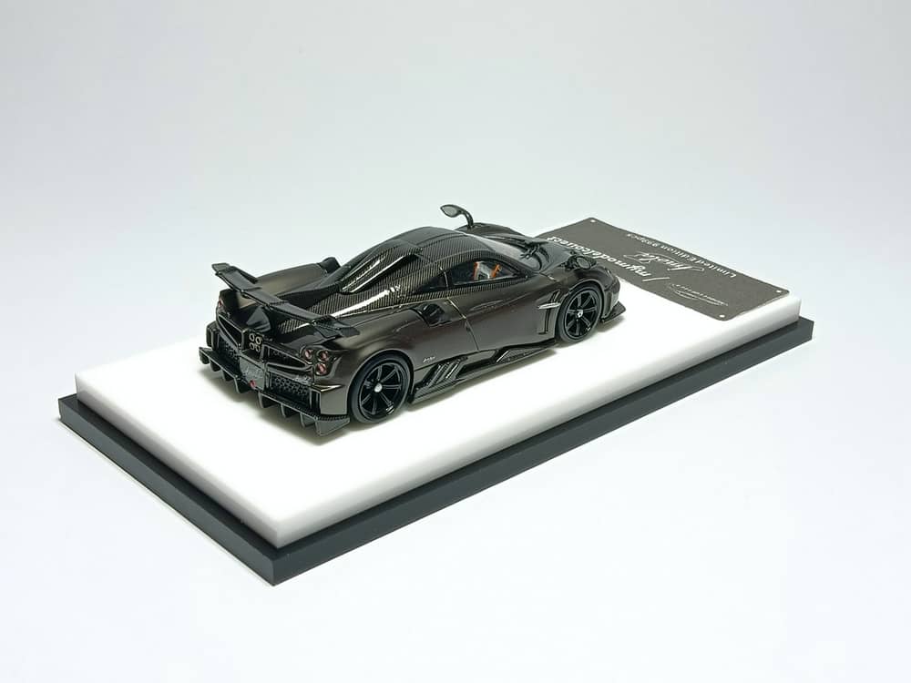 [ETA:  Nov 2025 ] Model Collect 1/64 Imola - Pearl Grey with Carbon
