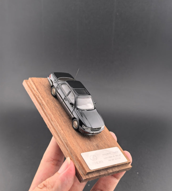 [ETA:  Oct 2025 ] Fine Works 1/64 Lexus LS400 XF10 (UCF10) Black-Grey