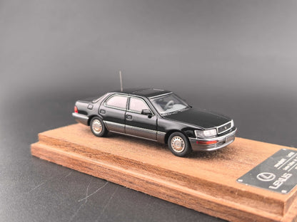 [ETA:  Oct 2025 ] Fine Works 1/64 Lexus LS400 XF10 (UCF10) Black-Grey