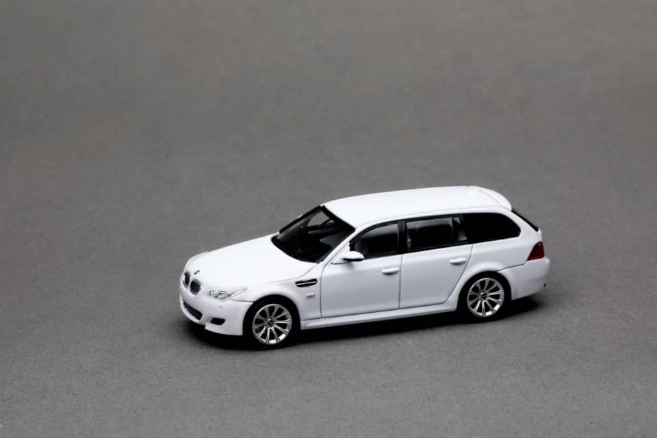 ETA: Feb 2026 ] King Model 1/64 M5 E60 / E61 – Black Ice Diecast