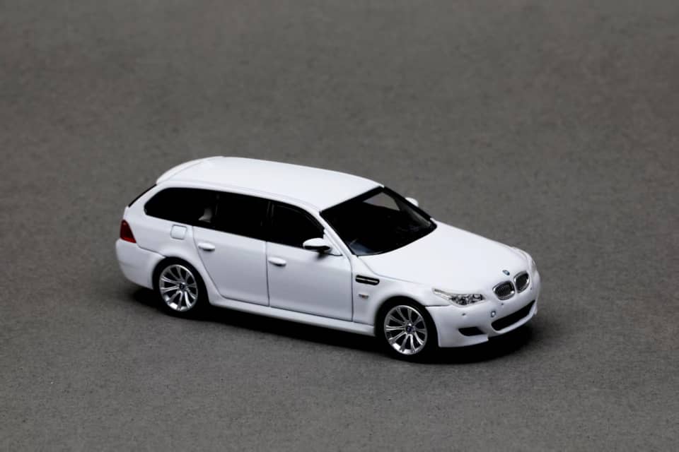 ETA: Feb 2026 ] King Model 1/64 M5 E60 / E61 – Black Ice Diecast