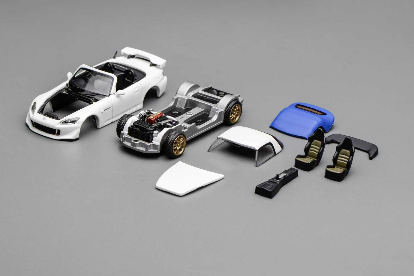[ETA:  May 2026 ] Motorhelix 1/64 Honda  S2000 Type S Magnetic and Assembled Parts - Pearl White
Blister Card Version