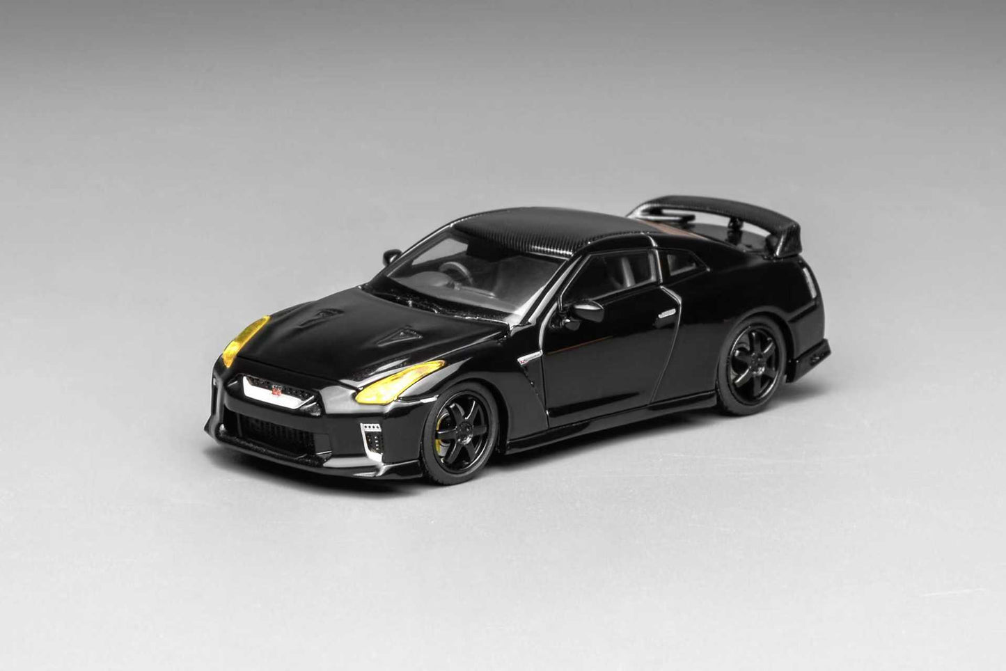 [ETA:  May 2026 ] Motorhelix 1/64 Nissan GT-R R35 Pearl Black(Carbon-Hood)